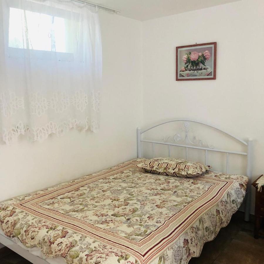 Студия С Двориком В Отраде Oldenburg Bagian luar foto